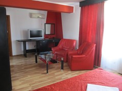 1120078_540664179316265_591714953_o