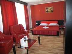 1120081_540664132649603_507583672_o