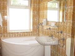 971597_540664799316203_1445863172_n